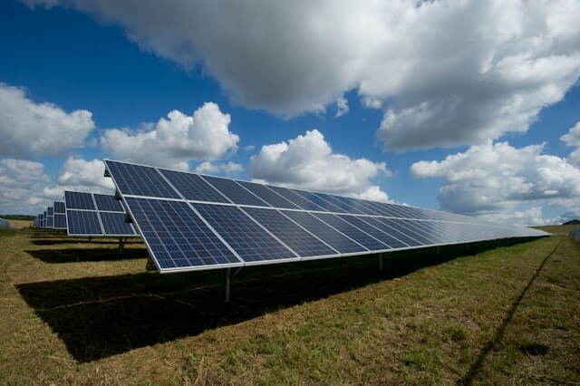service-solarpanel-small